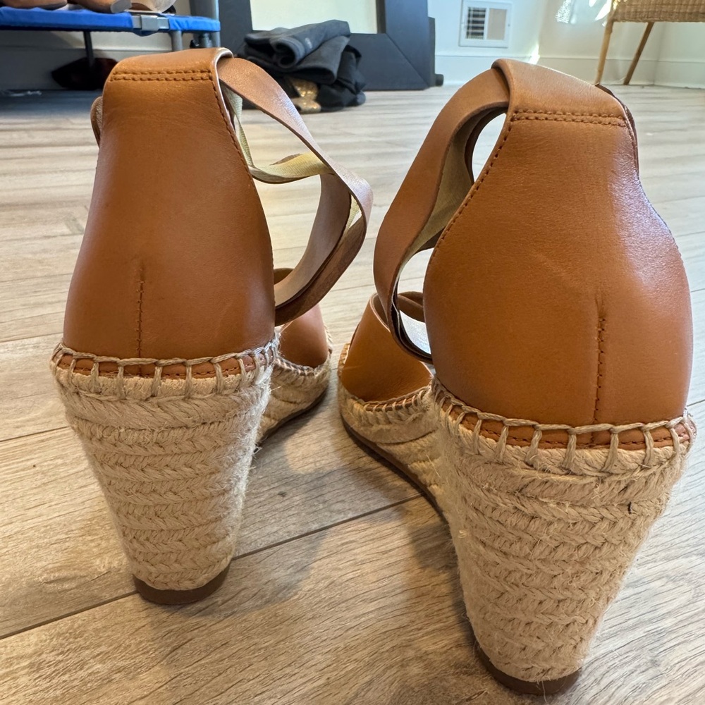 Vince Camuto Women's Tan Wedge Espadrille Sandals Never Worn 7.5 - Picture 4 of 7